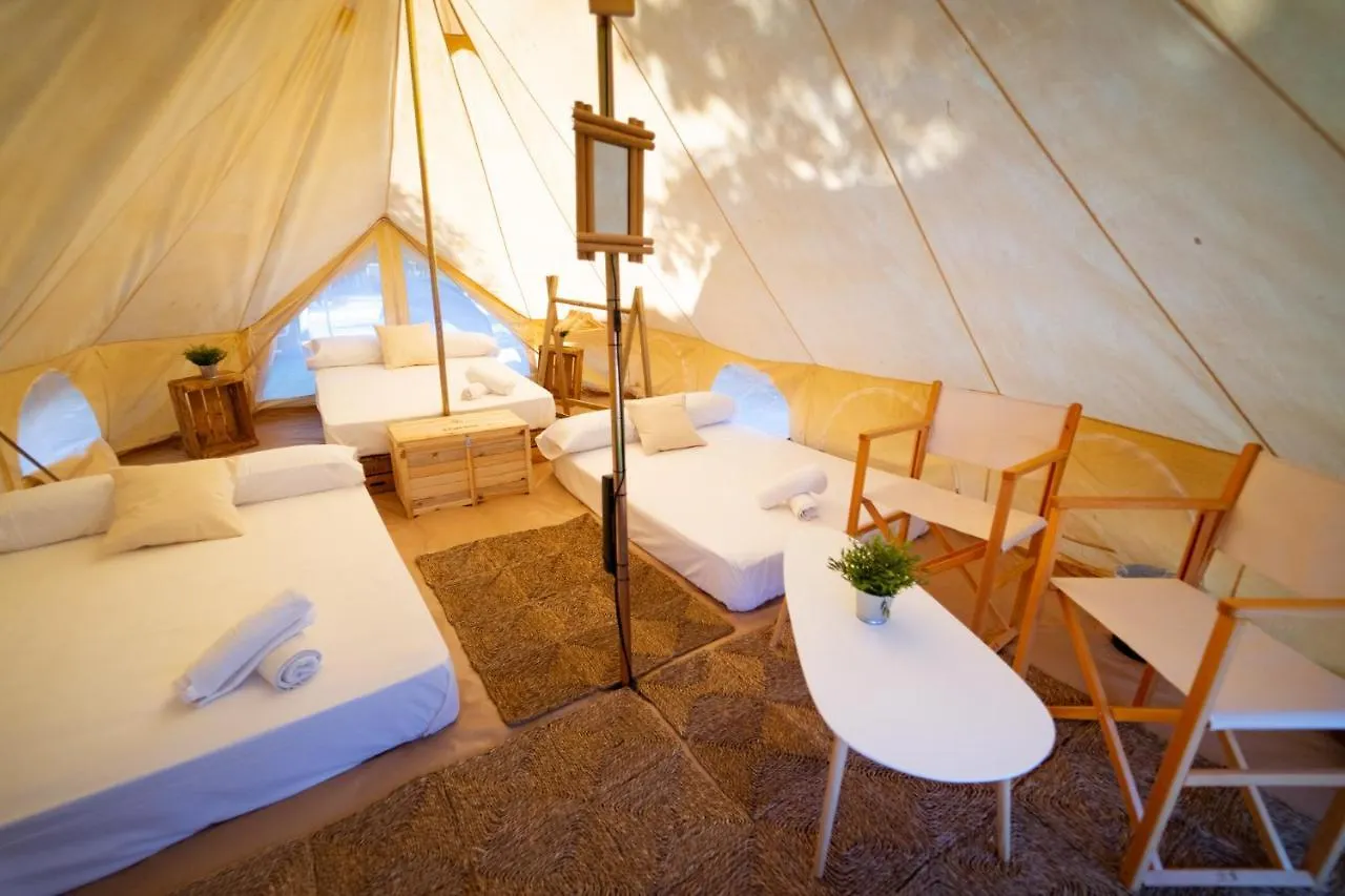 Kampaoh Barcelona Costa Hotel Santa Susanna Luxury tent